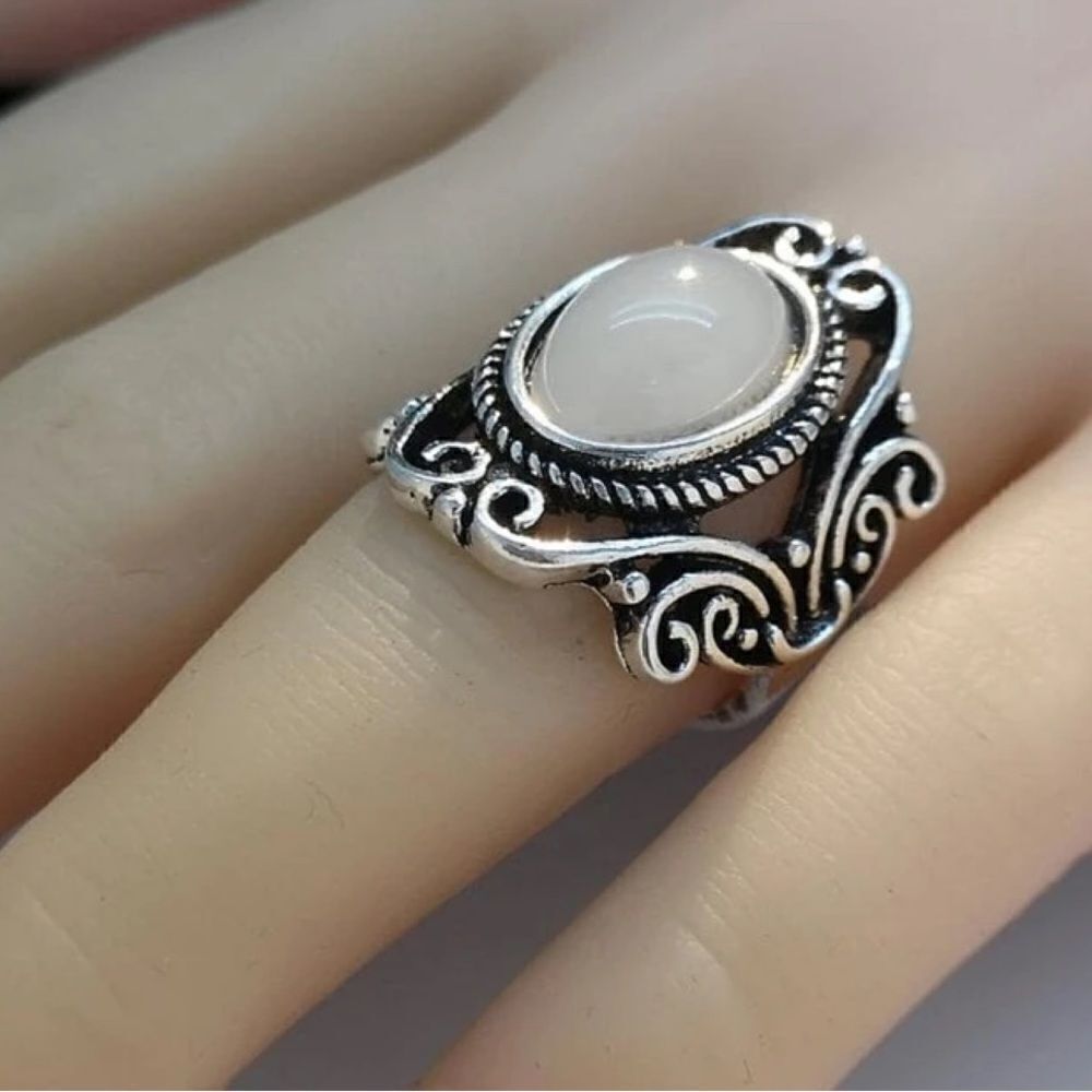 5/$25 Silver Oval Ring - Picture 4 of 4